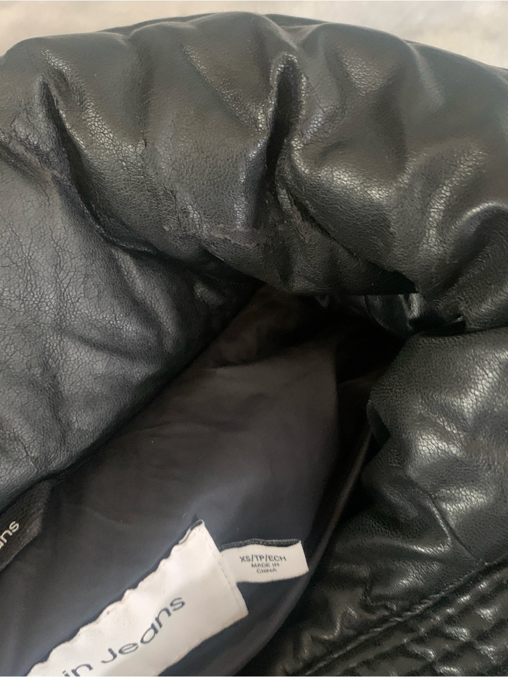 Calvin Klein Jeans Black Quilted faux Leather Puffer Vest XS runs big - Picture 6 of 12